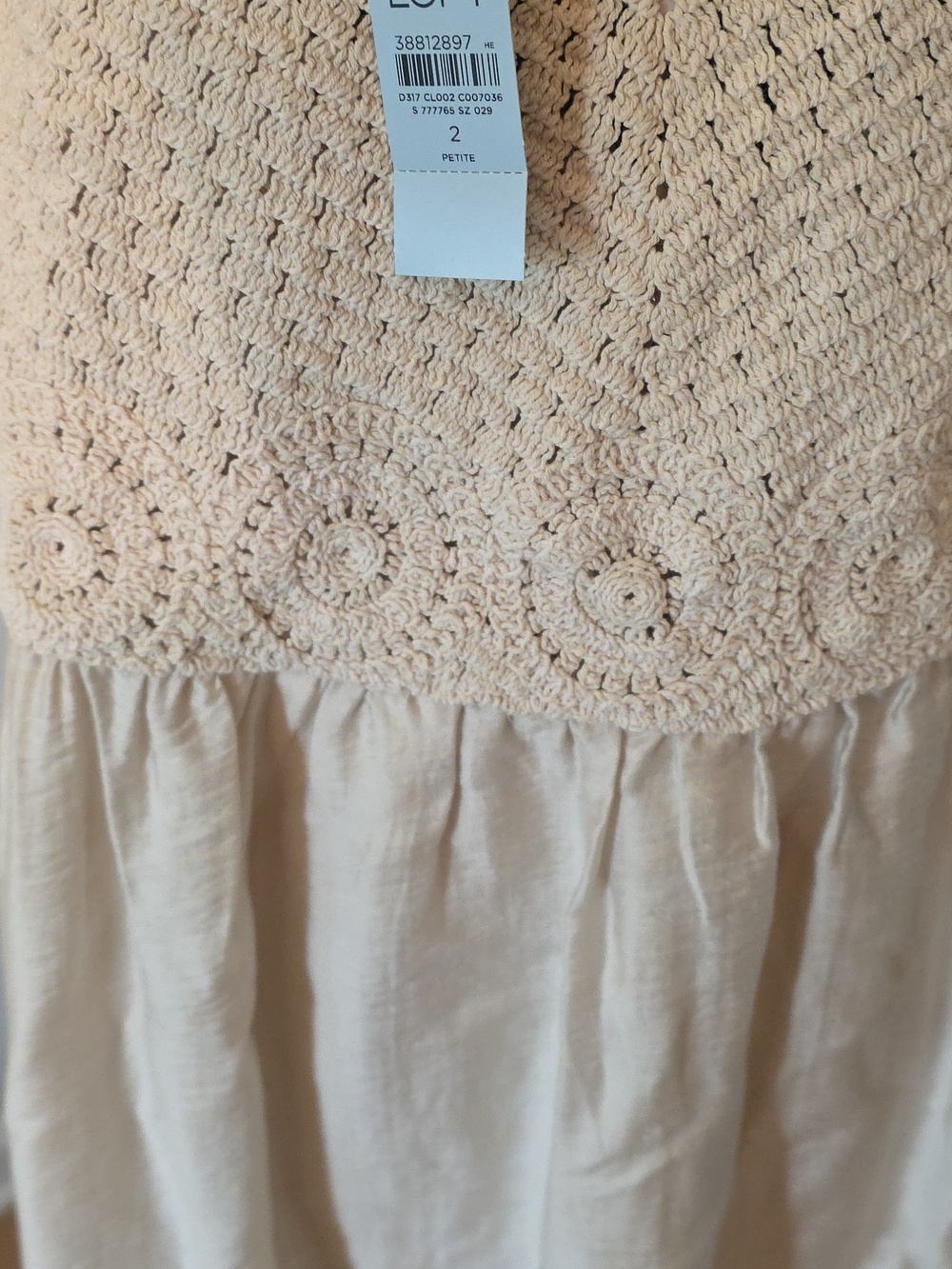 LOFT Cream Halter Crochet Bodice Midi Dress NWT. SIZE 2 P. - Picture 2 of 5